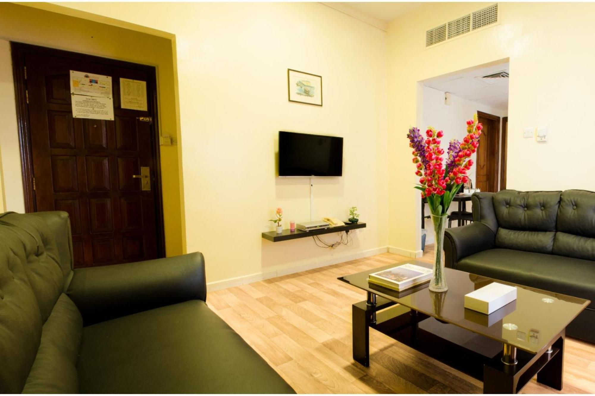 Al Ferdous Hotel Apartment Şarja Dış mekan fotoğraf