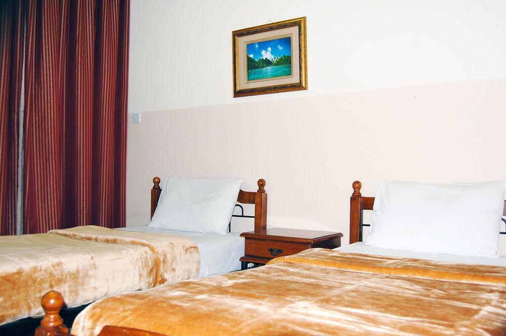 Al Ferdous Hotel Apartment Şarja Dış mekan fotoğraf