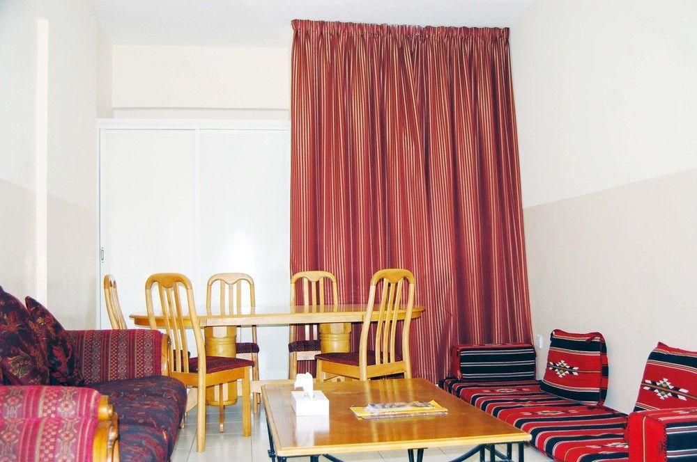 Al Ferdous Hotel Apartment Şarja Dış mekan fotoğraf