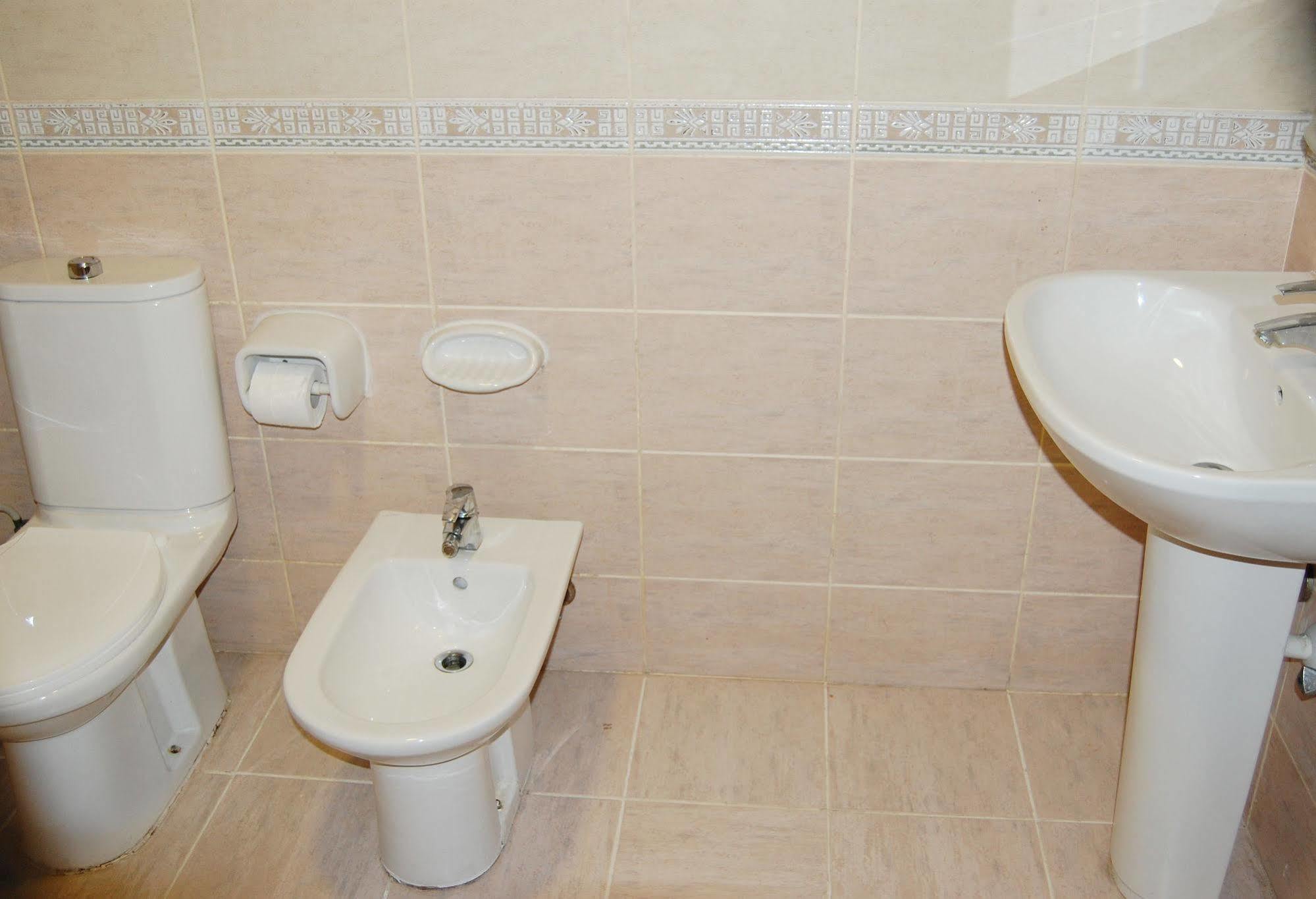 Al Ferdous Hotel Apartment Şarja Dış mekan fotoğraf