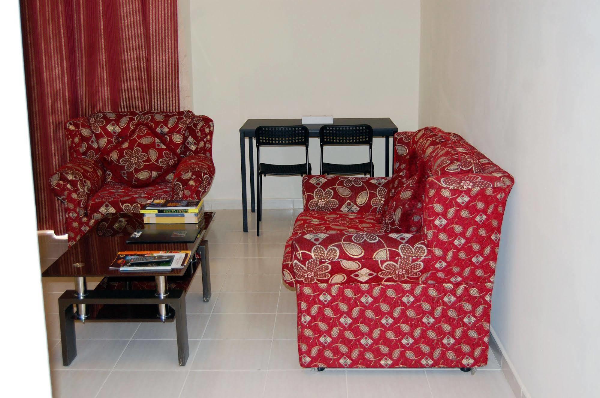 Al Ferdous Hotel Apartment Şarja Dış mekan fotoğraf