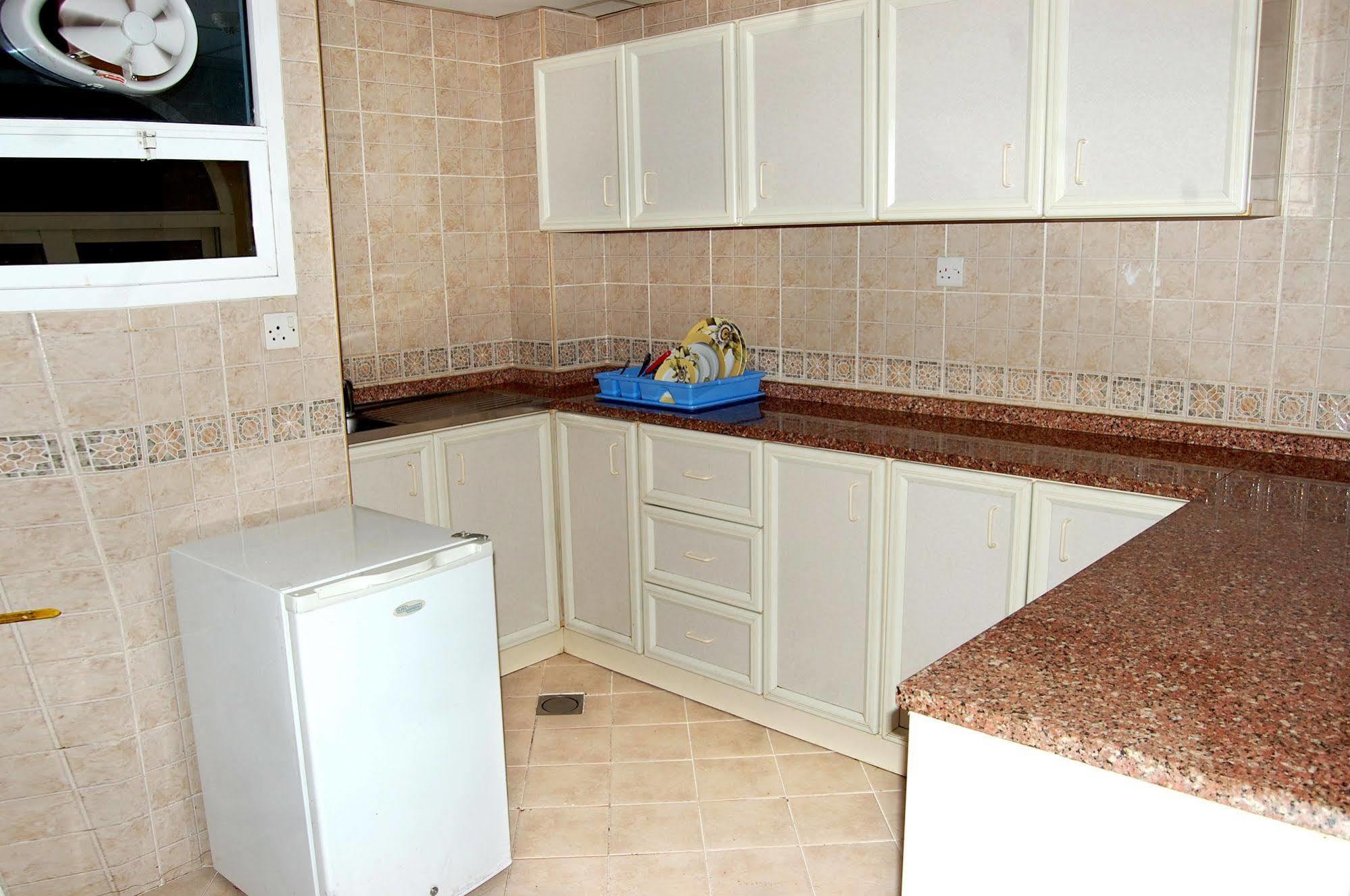 Al Ferdous Hotel Apartment Şarja Dış mekan fotoğraf